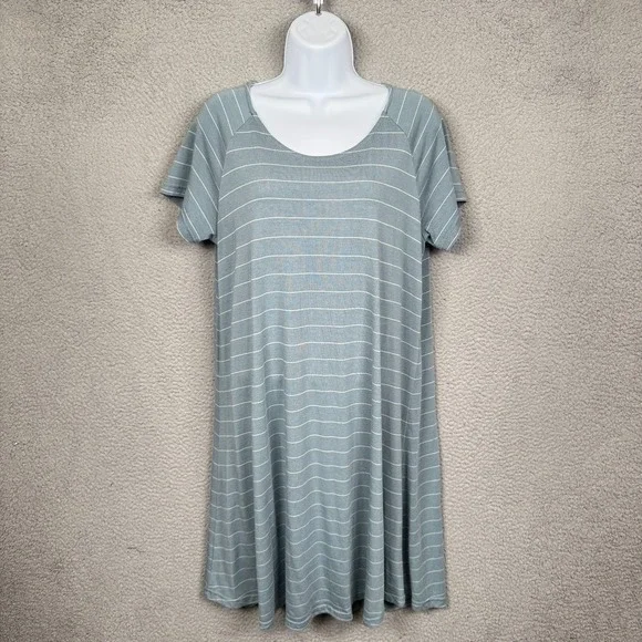 Free Fly Dress Womens XL Gray Stripe Dockside Stretch Active Outdoor Coastal - Picture 1 of 12